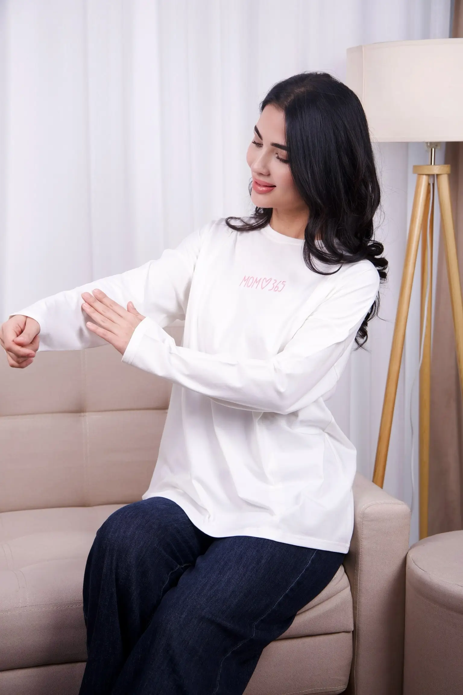 Лонгслив для кормления Bemama в цвете айвори